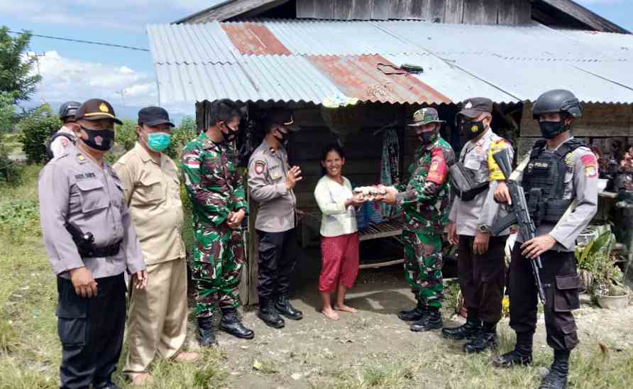 Patroli Kemanusiaan di Lore Bersaudara, Polres Poso Beri Penguatan pada Warga