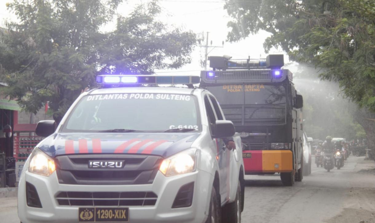 Bhayangkara ke 75, Polda Sulteng kembali Semprotkan Desinfektan