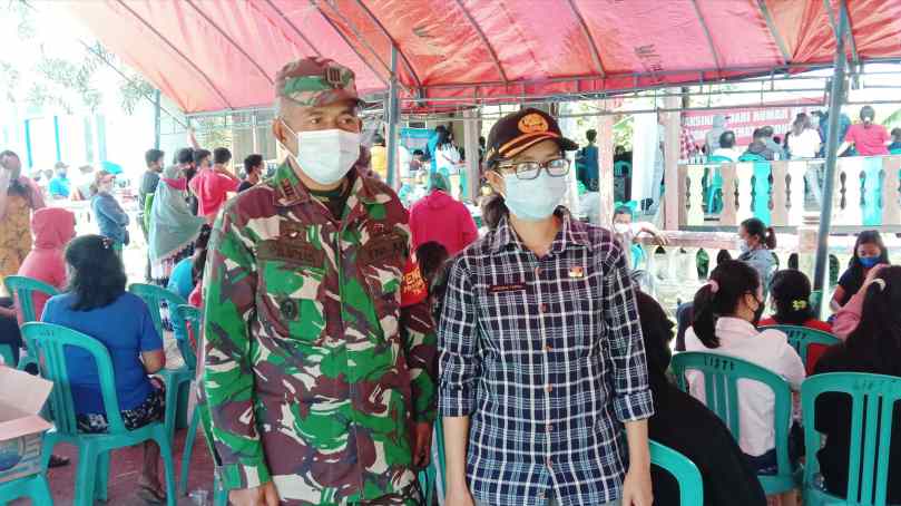 Jam Istirahat Warga Pamona Masih Padati Tempat Vaksin Indonesia Sehat