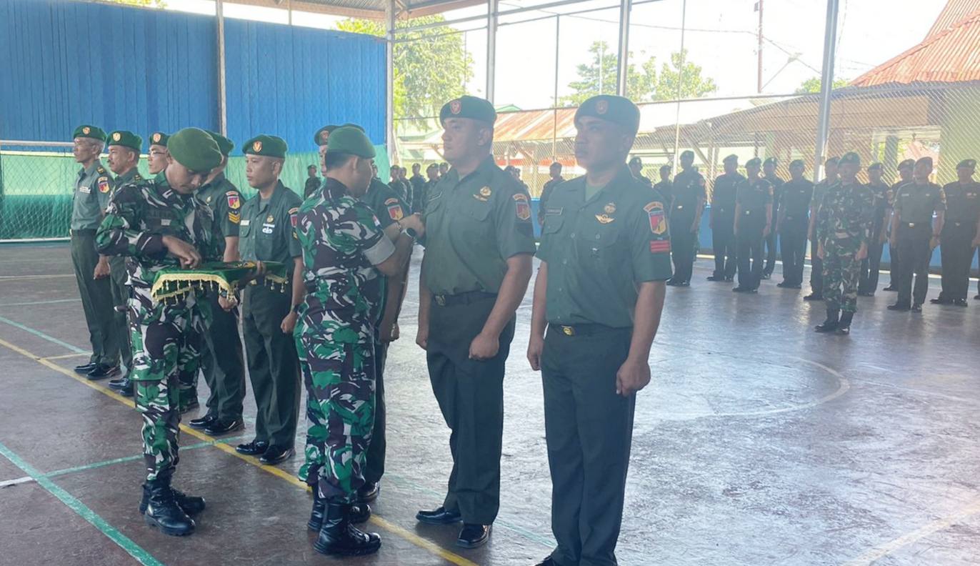 45 Personil Kodim Poso Naik Pangkat dan 6 Babinsa Terima Penghargaan