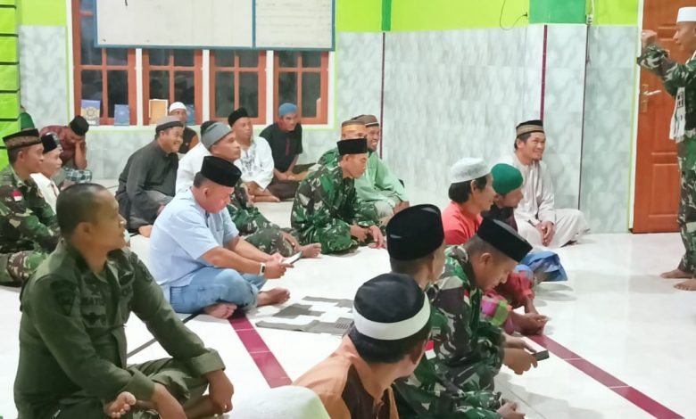 Photo of Dandim Poso Safari Ramadhan di Masjid Nurul Huda Tamanjeka 