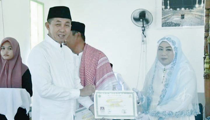 Photo of Bupati Morowali Hadiri Khatam Qur’an, Membawa Berkah bagi Masyarakat