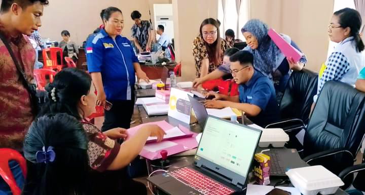 Photo of Morut Daerah Pertama di Sulteng Daftarkan Seluruh Perangkat Desa ke BPJS Kesehatan