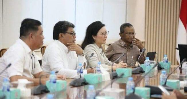 Photo of Gubernur Sulteng dan Bupati Temui Menteri ATR BPN Laporkan Soal HGU di Lore