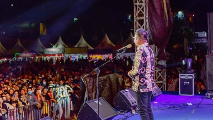 Kerinduan, D’Masiv Hibur Masyarakat Morowali Utara