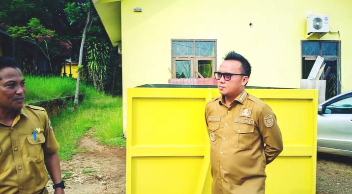 Sidak ke DLH, Bupati Morut Minta Petugas Kebersihan Masuk Program BPJS Ketenagakerjaan