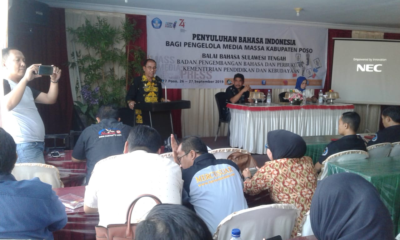 Wartawan di Poso Antusias ikuti Penyuluhan Bahasa Indonesia