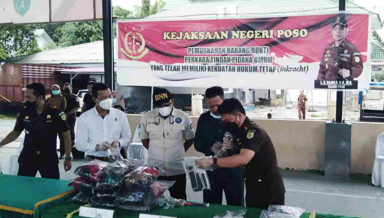 HBA ke 61, Kejaksaan Poso Musnahkan Barang Bukti, Ada Sabu 493,02 Gram