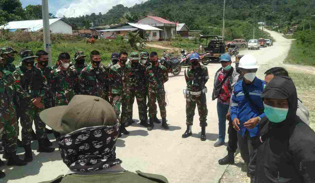 Ikan di Karamba Lepas, Warga Demo Blokade Jalan Menuju PT. Poso Energy