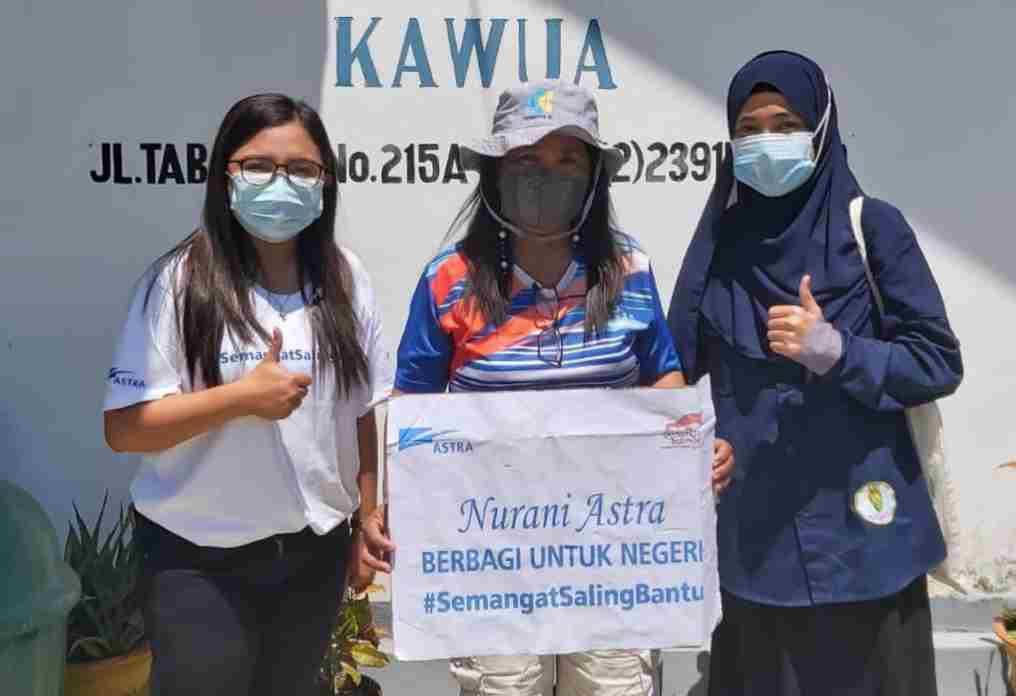 Pemuda Poso Penerima Satu Indonesia Award Salurkan Sembako Untuk Warga Terdampak Pandemi