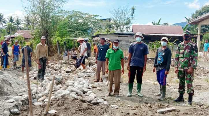 Apresiasi, Desa Taunca Bangun Balai dan Posyandu dari Dana Swadaya Warga