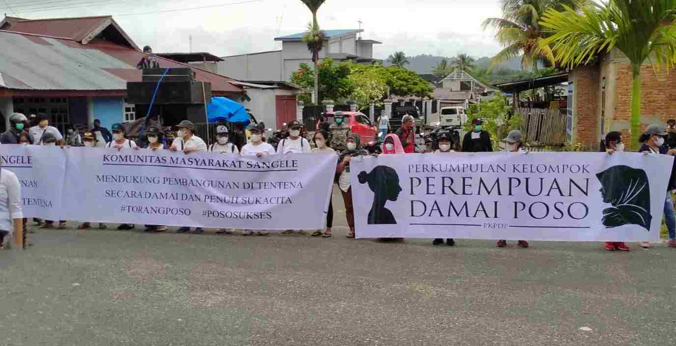Warga Tentena gelar Aksi, Minta Pemkab Poso jadi Mediator