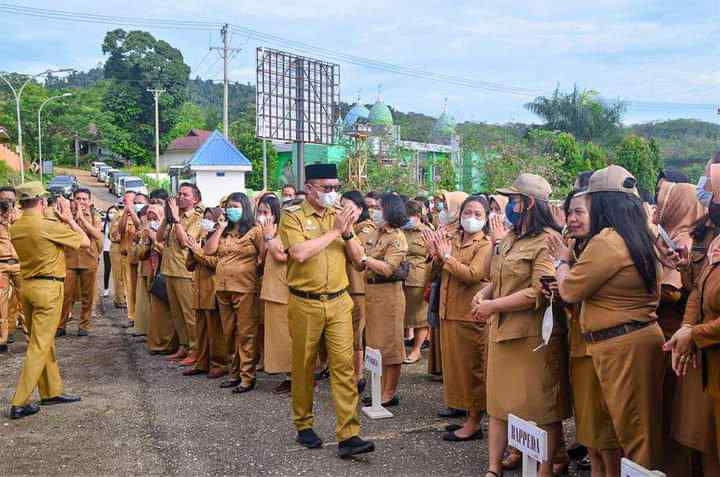 Apel Perdana, Bupati Morut Ingatkan Kedisiplinan Pengaruhi Penerimaan TPP