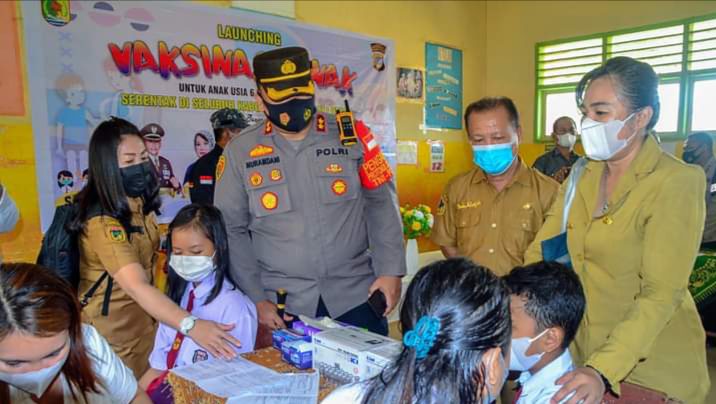 Kapolres Morut saksikan launching vaksinasi anak di SD GKST Kolonodale