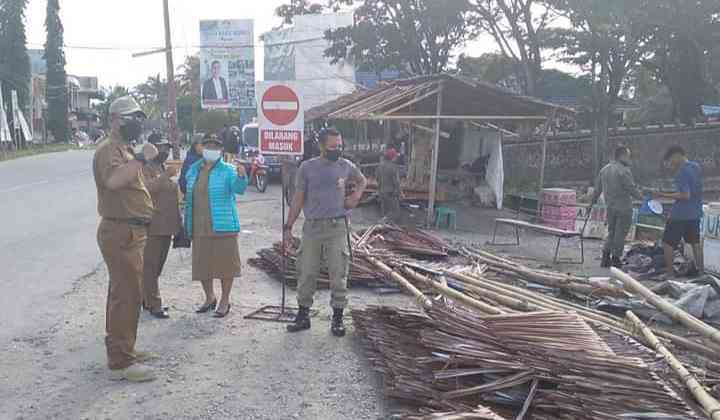 Pemkab Poso Tertibkan Pedagang Diseputaran Yondo Pamona