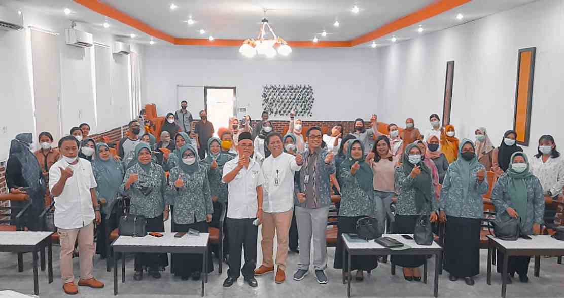 OJK Sulteng beri Pemahaman Produk Layanan Keuangan Syariah pada Warga Sigi