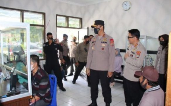 Kapolda Sulteng Sidak di Polresta Palu Pastikan Layanan Maksimal