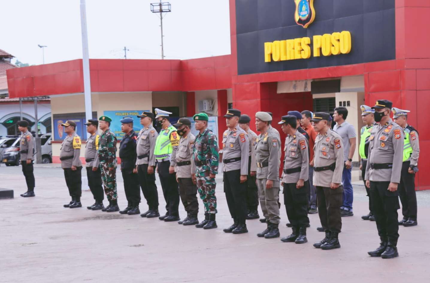Kapolres Poso Pimpin Apel Pengamanan Malam Pergantian Tahun