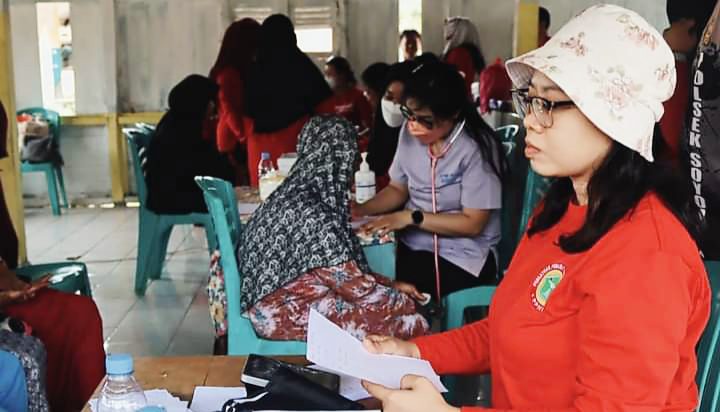 HUT ke-49 PPNI Morowali Utara Laksanakan Bakti Dosial di Soyojaya