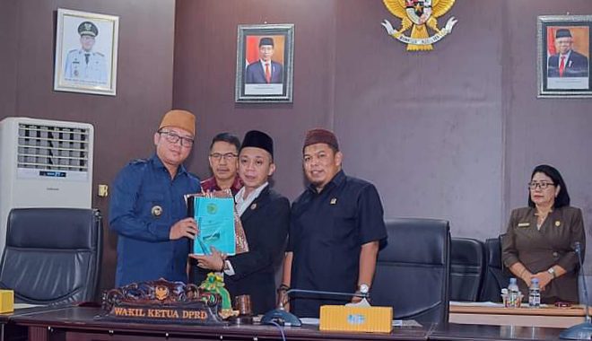 Bupati Sampaikan Laporan Pertanggungjawaban di DPRD Morut