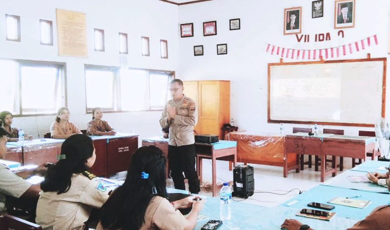 Kapolsek PPU Sosialisasikan Bahaya Paham Radikal kepada Pelajar