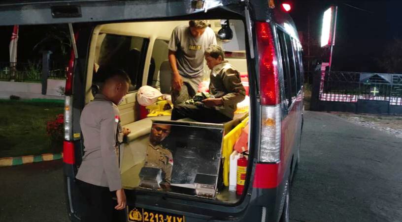 Subsatgas Bantuan Dokkes Madago Raya Bantu Warga Poso Dapat Pertolongan Pertama