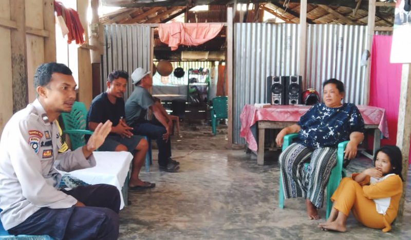 Bhabinkamtibmas Desa Lanto Jaya AIPDA Hidayat Gencar Sosialisasi Kamtibmas