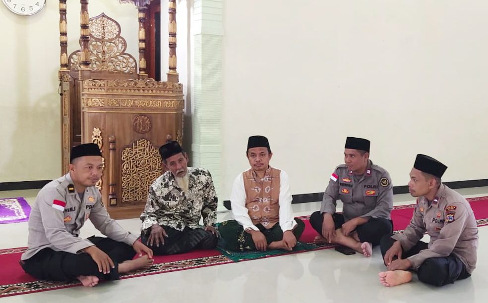 Satgas Madago Raya Sambangi Pengurus Masjid di Poso