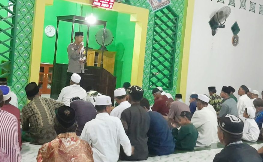 Tim Da’i Polri Safari Ramadhan di Desa Betaua Touna