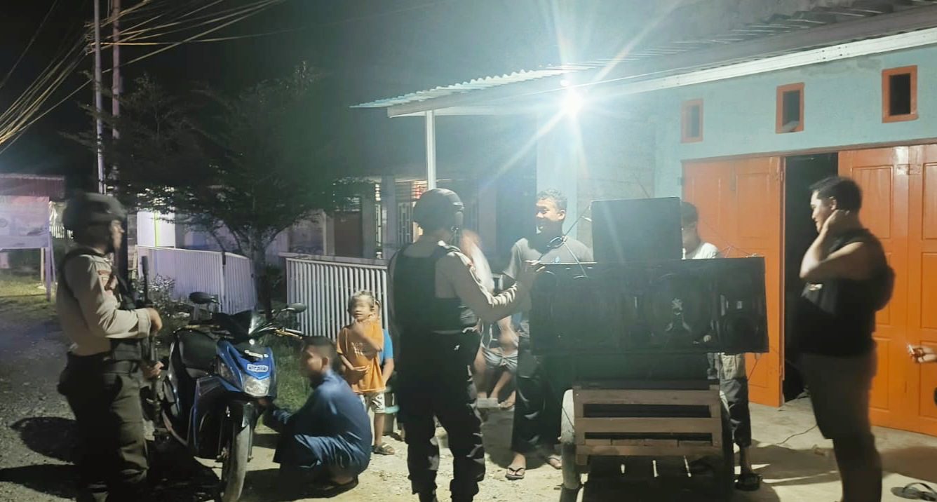 Sat-Sabhara Polres Poso Patroli Malam, Pastikan Situasi Kondusif