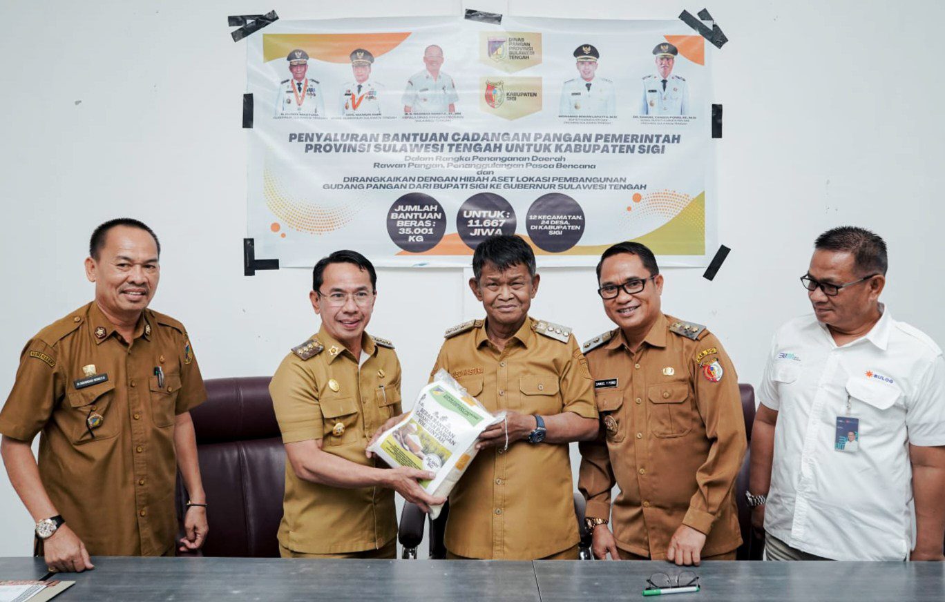 Pemprov Sulteng Salurkan 35 Ton Bantuan Cadangan Pangan ke Sigi