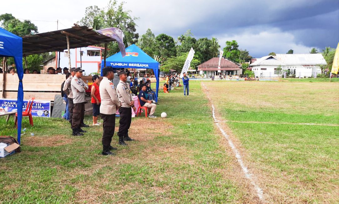 Kapolsek Pamona Selatan Dukung dan Amankan Turnamen Sepak Bola Paskah Cup III Tahun 2024,