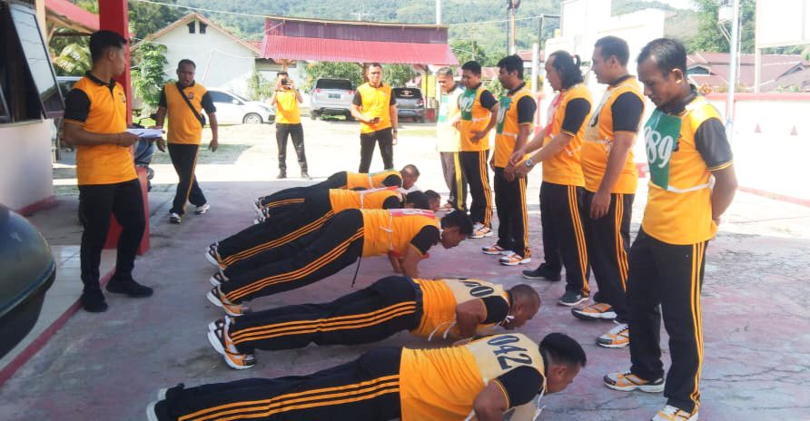 Evaluasi Kondisi Fisik Anggota Polri, Bag SDM Polres Poso Uji Kesamaptaan Jasmani di Tiga Polsek