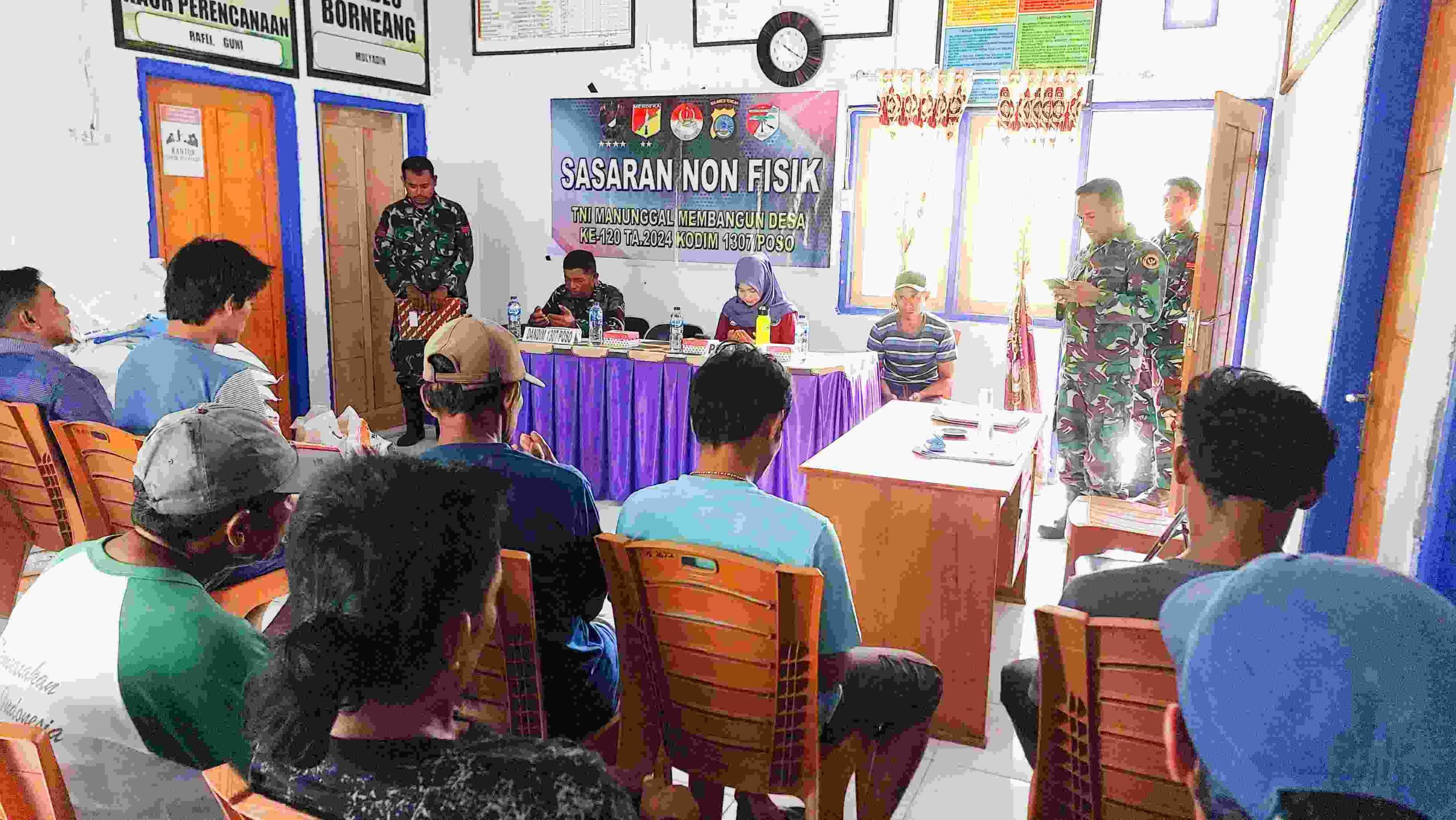 TMMD 120 Kodim Poso Bekali Warga Desa Borneang dengan Penyuluhan Narkoba