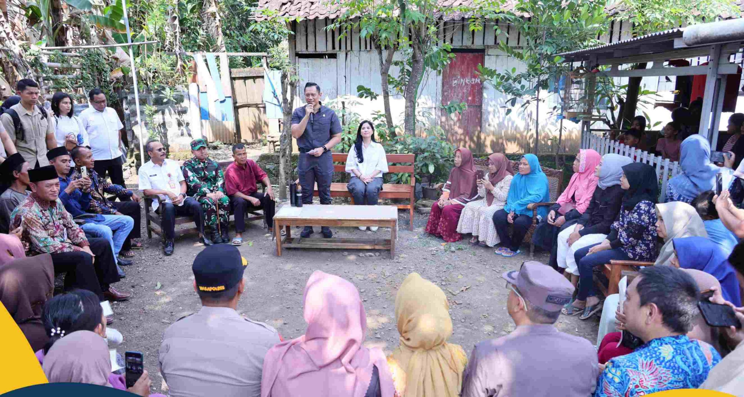 Ini Bukti Program PTSL Berjalan Baik di Jawa Tengah, Menteri AHY Antar Langsung Sertipikat ke Rumah Masyarakat