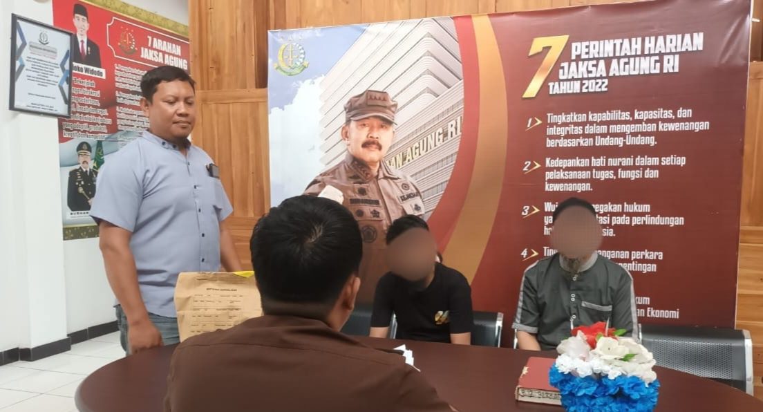 Satresnarkoba Polres Poso Limpahkan 2 Tersangka ke Kejaksaan