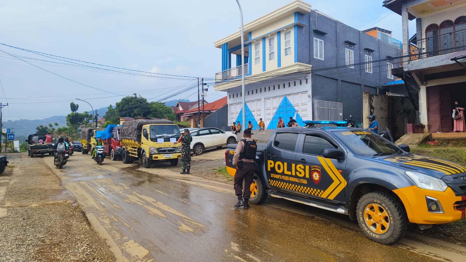 Kapolres Morowali Utara Pimpin Langsung Pendistribusian Logistik PILKADA 2024