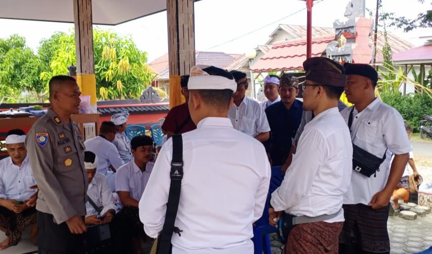Satgas Madago Raya Warnai Perayaan Ultah Pura Dharma Sahpawita di Touna