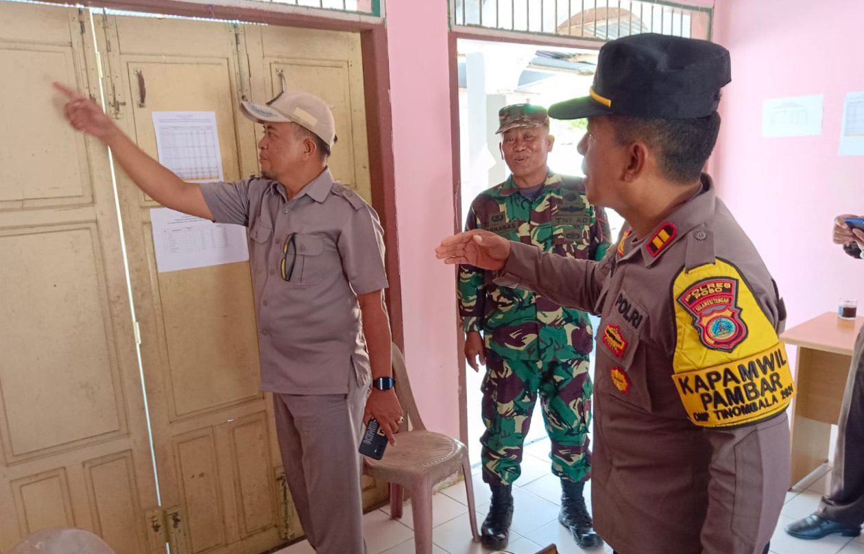 Kapolsek Lakukan Pengecekan Gudang Logistik Pilkada 2024 di Kecamatan Pamona Barat