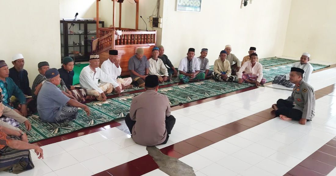 Dai Polri Ajak Jamaah Masjid Al Hidayah Poso Jaga Keamanan dan Tolak Intoleransi