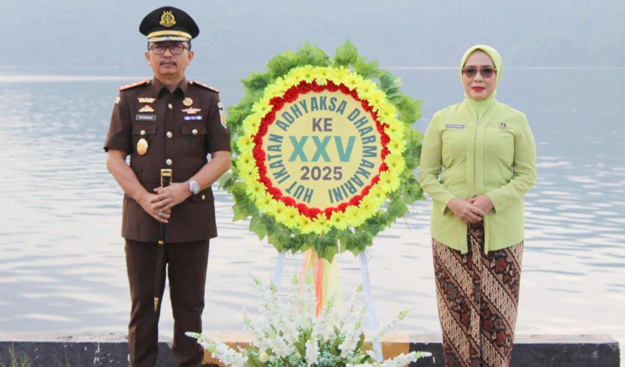 Kejaksaan Negeri Morowali Utara gelar Upacara Tabur Bunga dan Syukuran HUT IAD ke-XXV