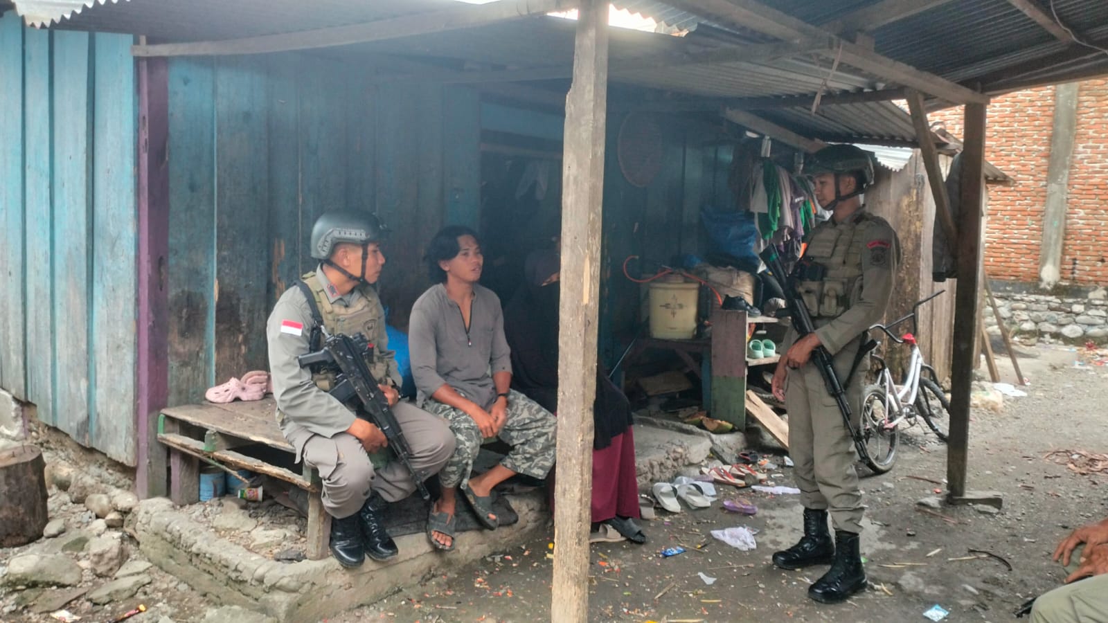 Satgas Madago Raya Pererat Silaturahmi dengan Eks Napiter di Poso