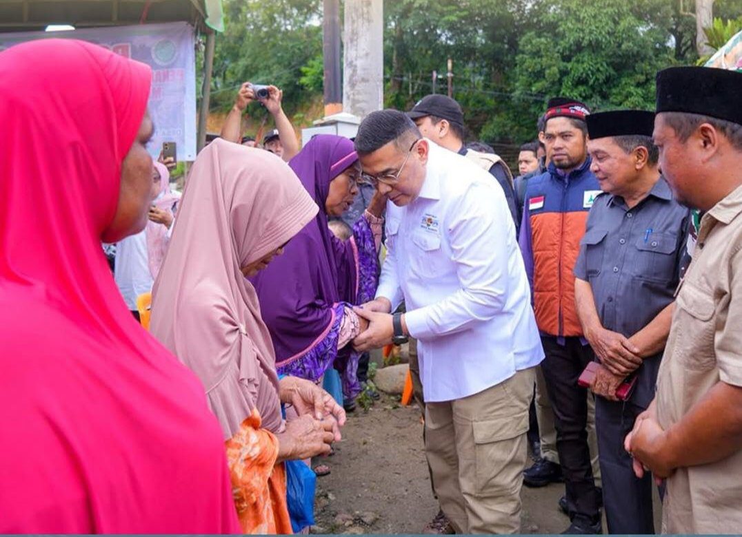Wamen Ossy Terjun ke Lokasi Bencana Sumut, Serahkan Bantuan dan Dengarkan Cerita Warga Terdampak