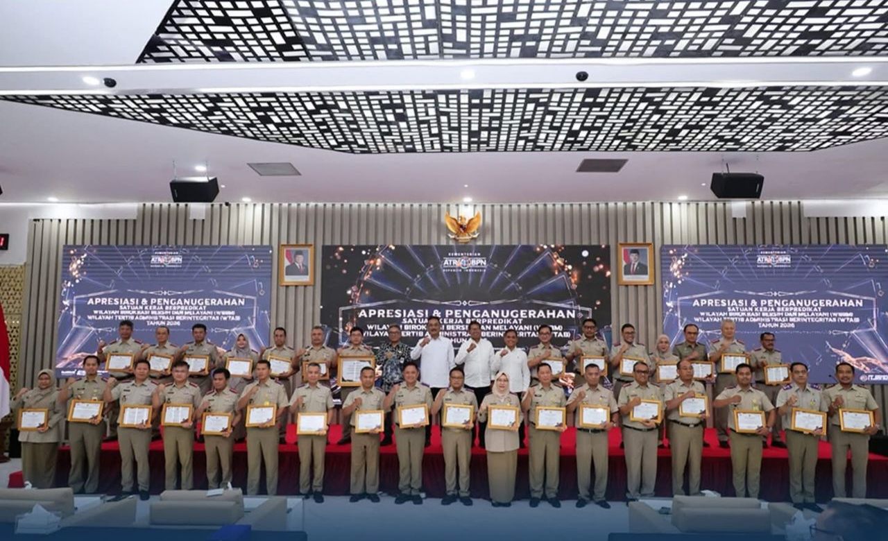 Buktikan Komitmen dalam Memperbaiki Layanan, Satker Kementerian ATR/BPN Meraih 1 Predikat WBBM dan 31 Predikat WTAB