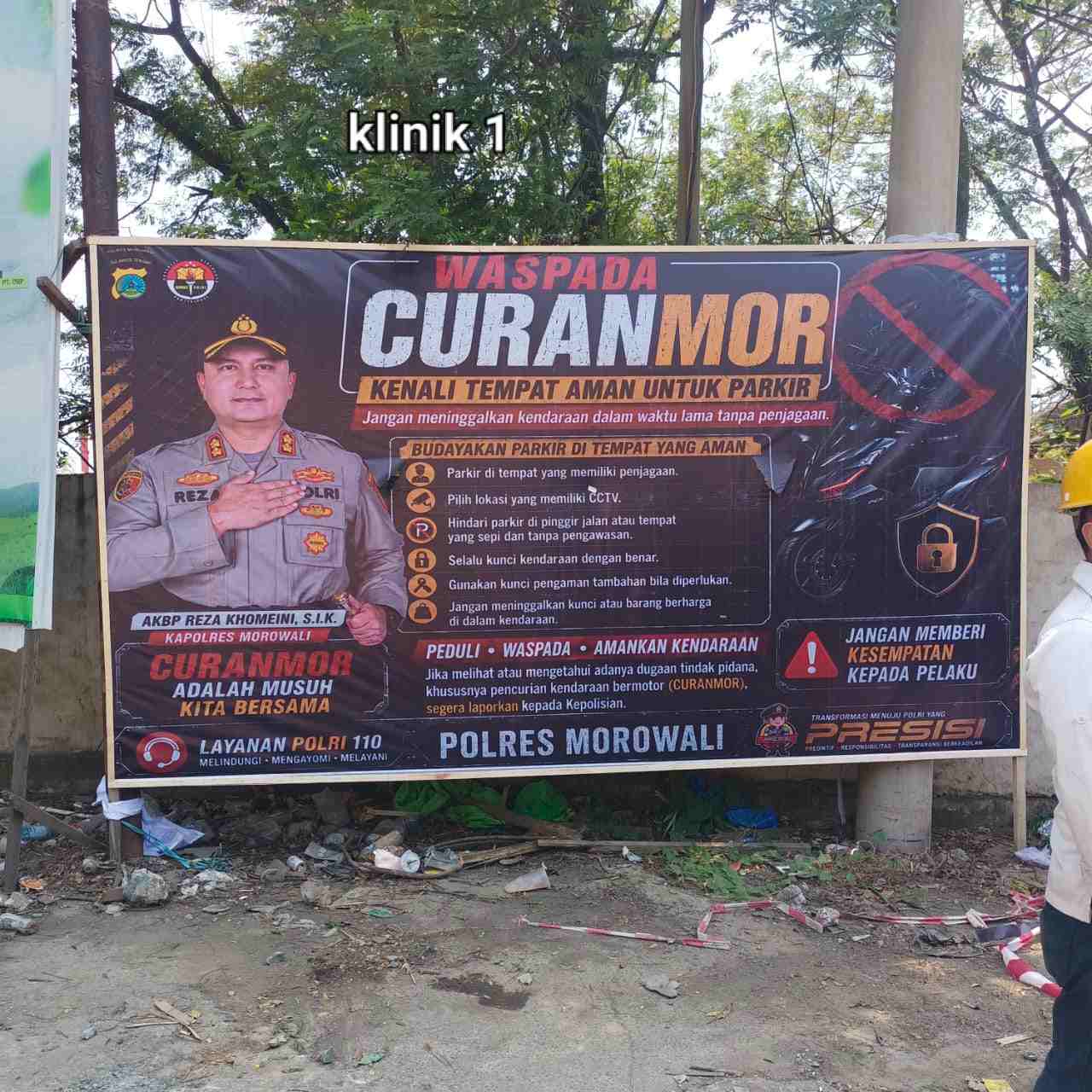 Polres Morowali Pasang Baliho Imbauan di 12 Titik Parkiran Area PT. IMIP Mencegah Curanmor