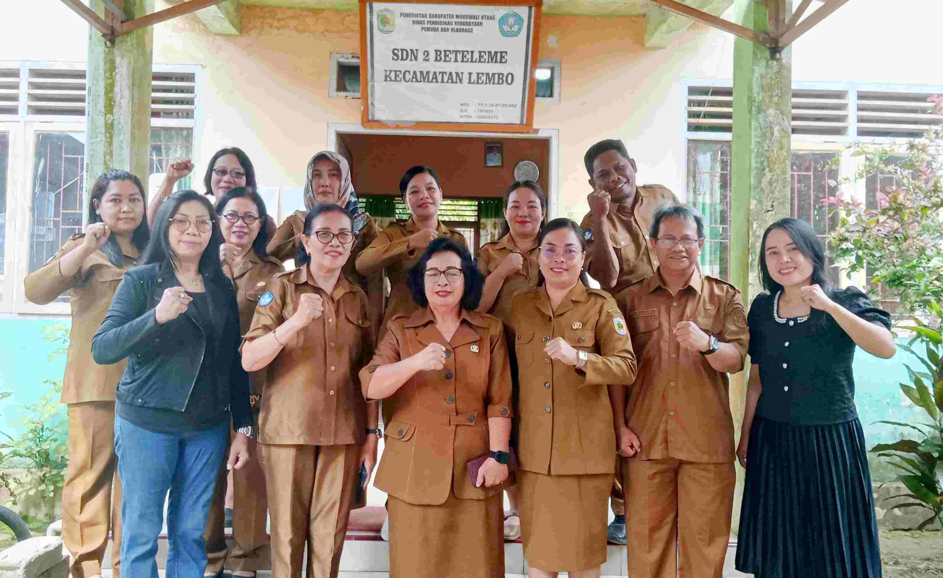 Sertijab, Rita Karni Soko S.Pd Jabat Kepala SDN 2 Beteleme