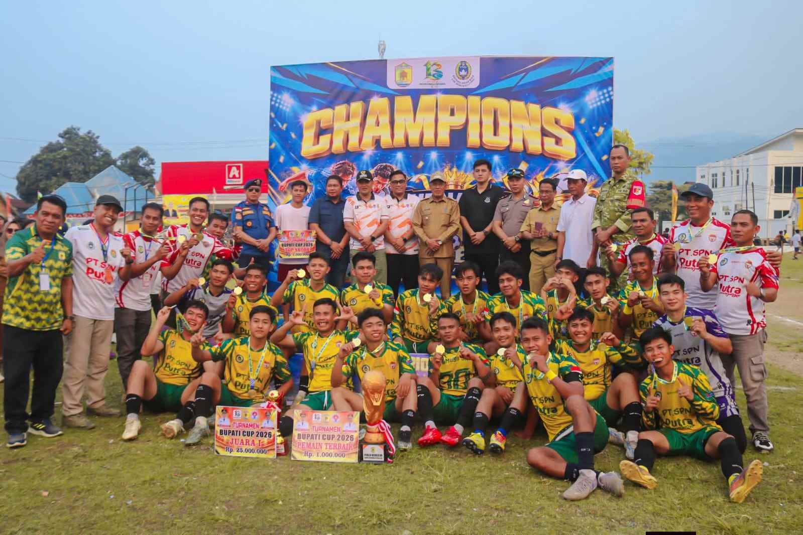 Mori Utara Juara Bupati Cup 2026, Wabup Djira Tutup Turnamen dan Puji Sportivitas