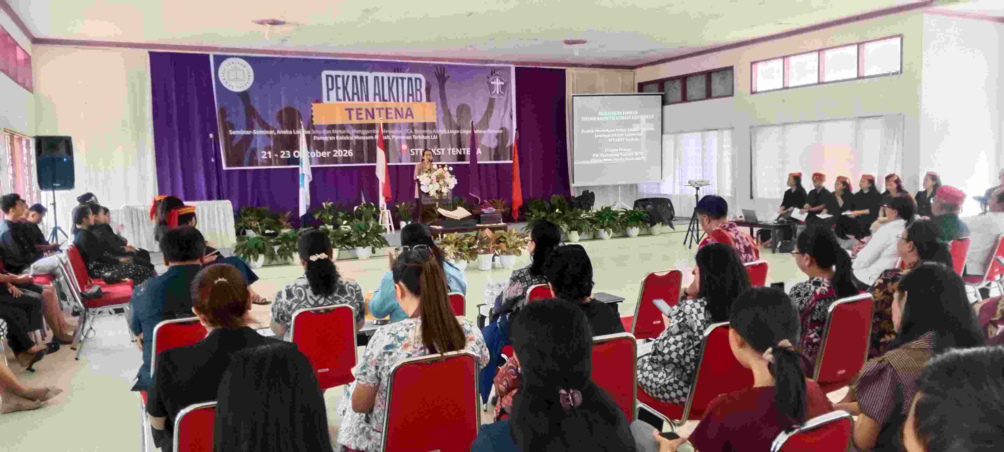 Pekan Alkitab 2026 Resmi Dibuka di STT Tentena, Dorong Literasi Digital dan Pembinaan Generasi Muda