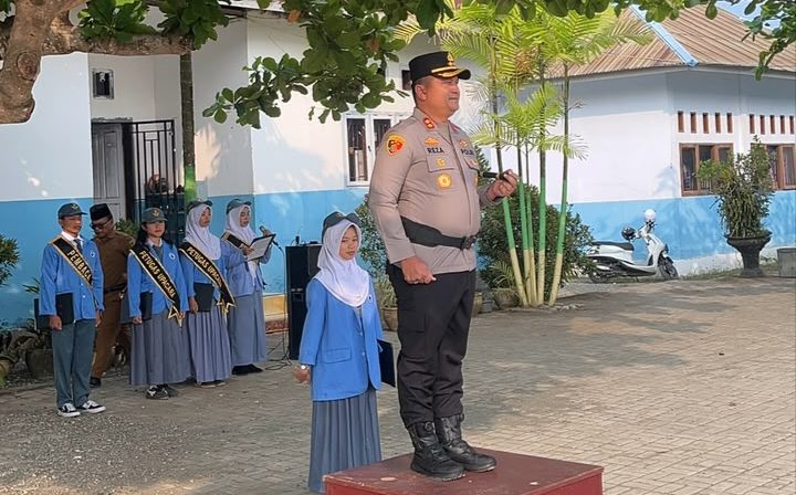 Kapolres Morowali Jadi Irup di SMAN 2 Bungku, Ajak Siswa Jauhi Vape Narkoba dan Pod Berbahaya