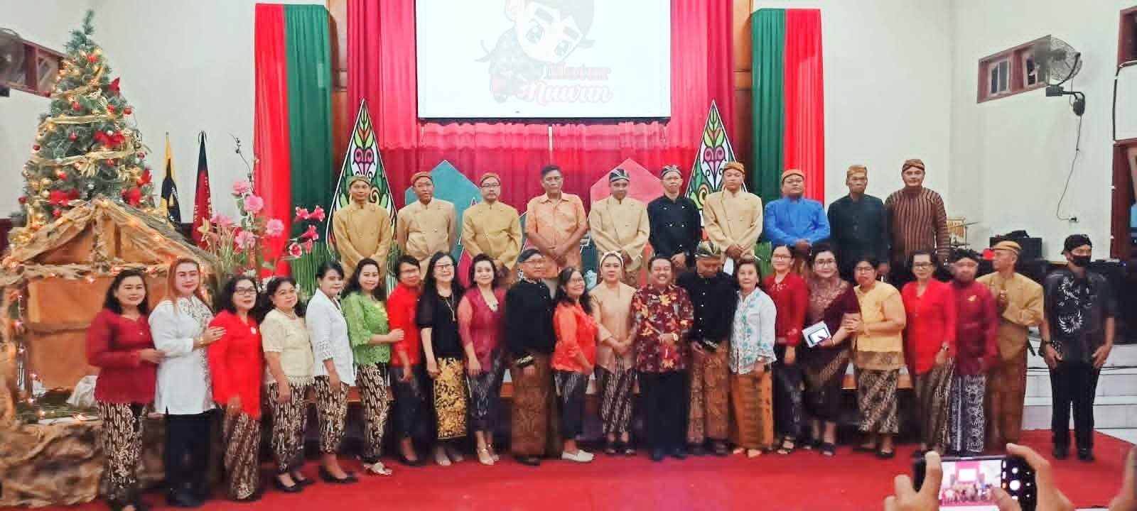 Peringati HUT ke-10, Rujak Kota Palu Gelar Aksi Sosial dan Berobat Gratis